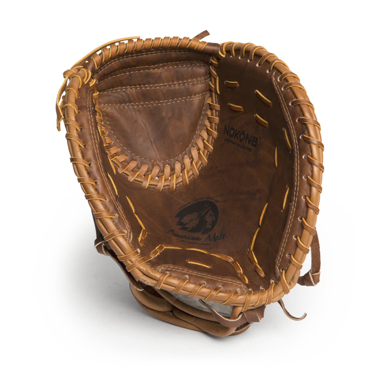 Nokona Walnut Fastpitch Catcher's Mitt 32.50" - Image 2