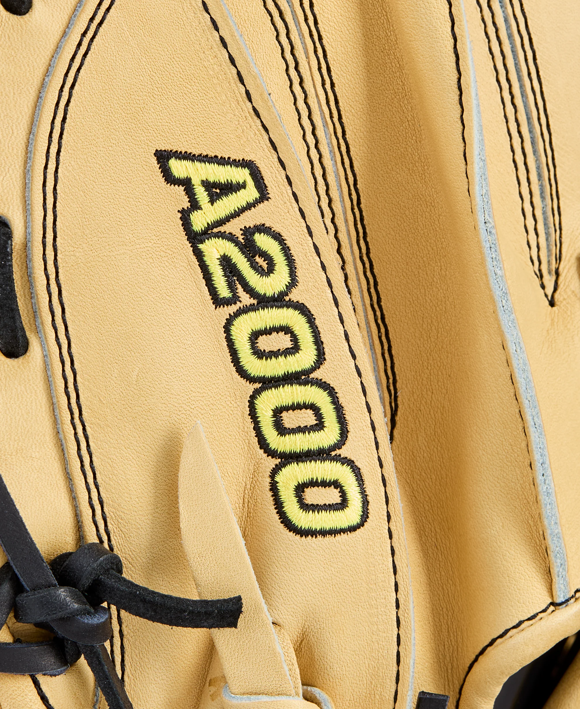 Wilson A2000 1734 34.00" - Catcher's Mitt - Image 4