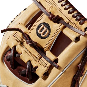 Wilson A2000 1786 11.50" Infield Glove - Image 5